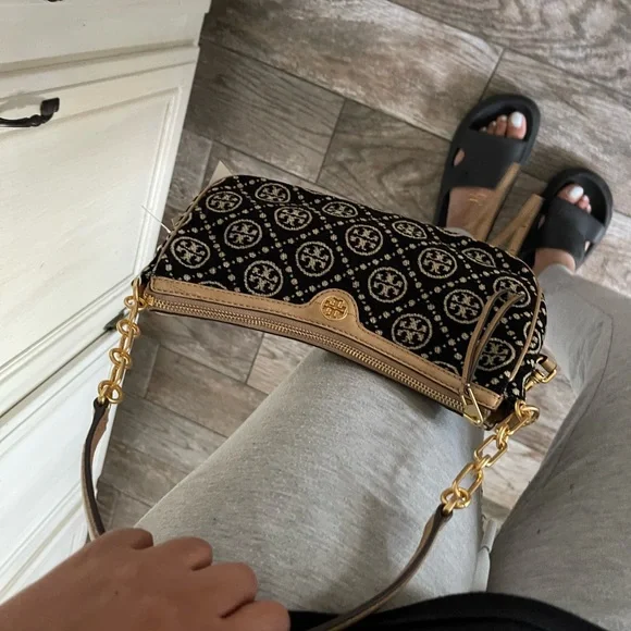 New 🖤 Tory Burch T Monogram Chenille Studio Shoulder Bag - Picture 7 of 14